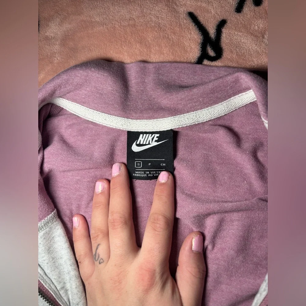 Women's Nike Sportswear Jacket - Picture 6 of 10